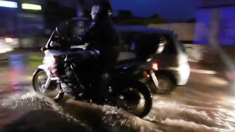 ArgolidaPortal.gr ΑΡΓΟΣ-Ισχυρή βροχόπτωση -Πλημμυρισμένοι δρόμοι-Κακοκαιρία