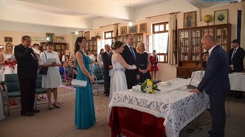Νεαρό ζευγάρι από την Αυστρία παντρεύτηκε στο Λεωνίδιο