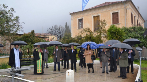 Με βροχή γιορτάστηκε η 25η Μαρτίου στο Λεωνίδιο